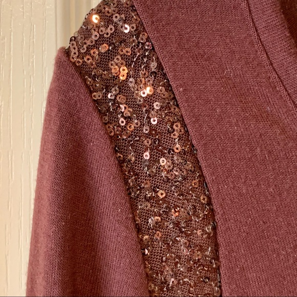 ANN TAYLOR Burgundy Sequin Shoulder Ruched Lightweight Sweater/Dress—SZ.… - Picture 10 of 10